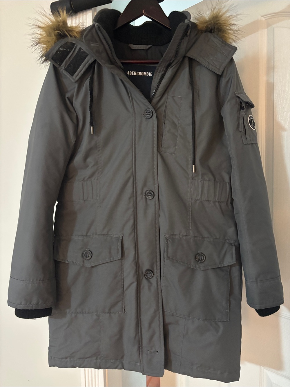 Abercrombie & Fitch Women's Grey Puffer Arctic Parka with Faux Fur Trim